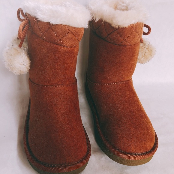 New! Okie Dokie Toddler Fur Tassel Bootie - Picture 3 of 6